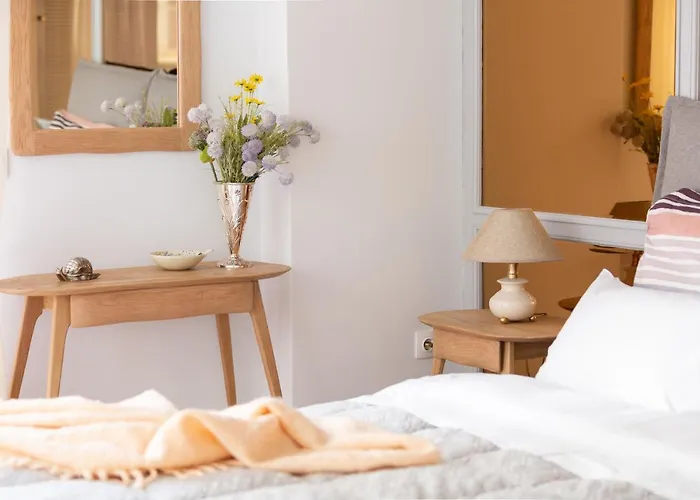 A Short Walk To Syntagma And Plaka By Athenian Homes