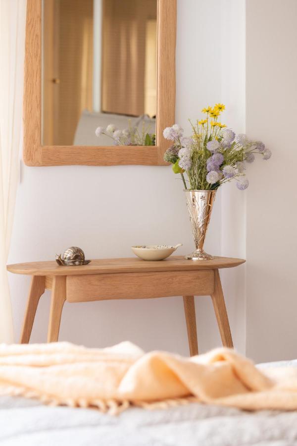 A Short Walk To Syntagma And Plaka By Athenian Homes