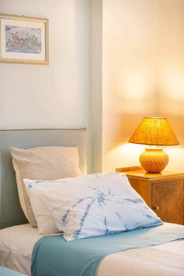 Apartment A Short Walk To Syntagma And Plaka By Athenian Homes *